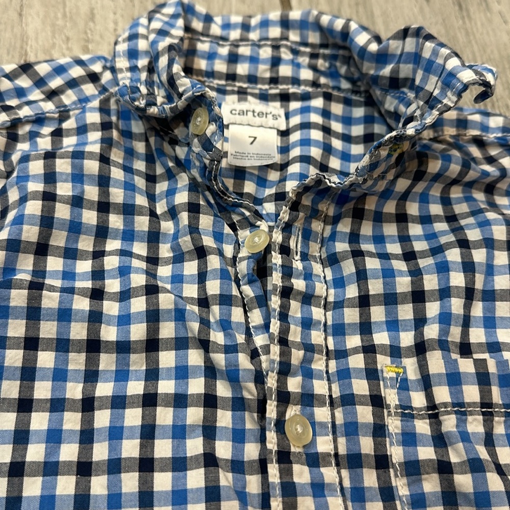 Caters Casual Plaid Button Down Shirt Size 7